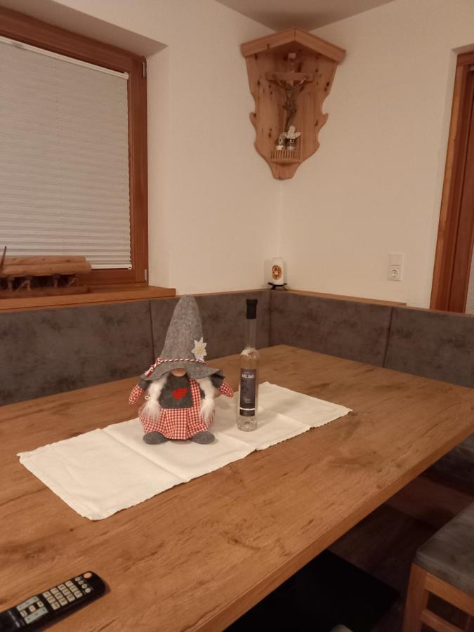 Grosszuegiges Apartment Georg Mayrhofen Barrierefrei Hollenzen 外观 照片
