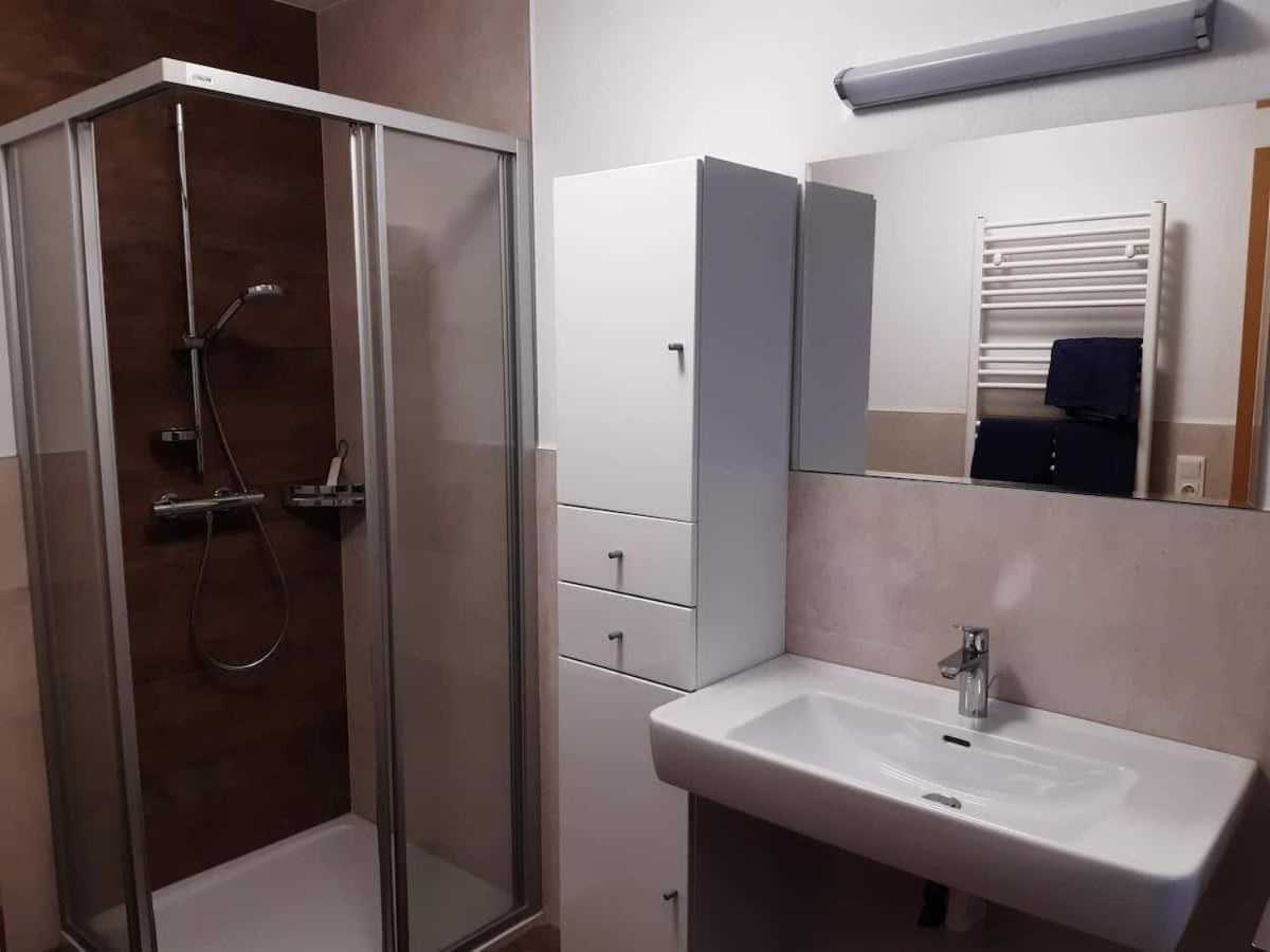 Grosszuegiges Apartment Georg Mayrhofen Barrierefrei Hollenzen 外观 照片